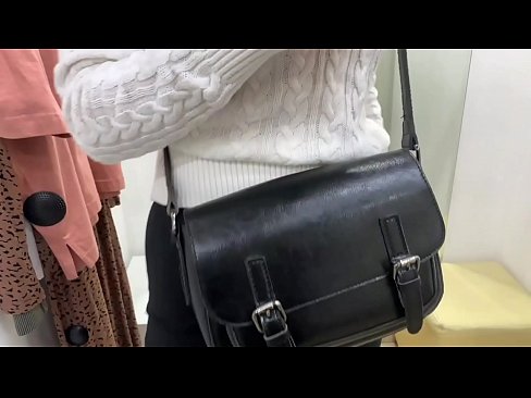 ❤️ 年輕婊子 FeralBerry 在試衣間用假陽具公開自慰 ❤️ 他媽的視頻 在 zh-tw.pornolemon.ru ﹏